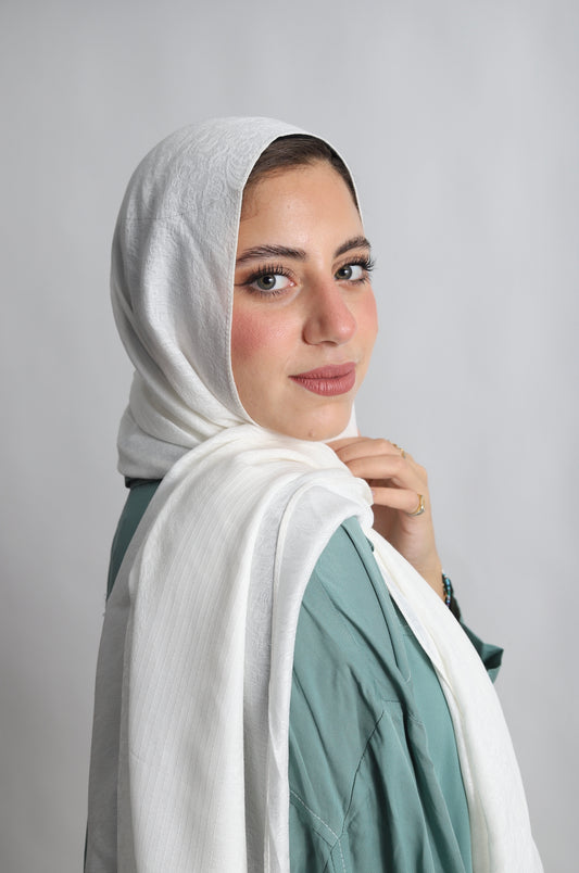 Offwhite linen scarf